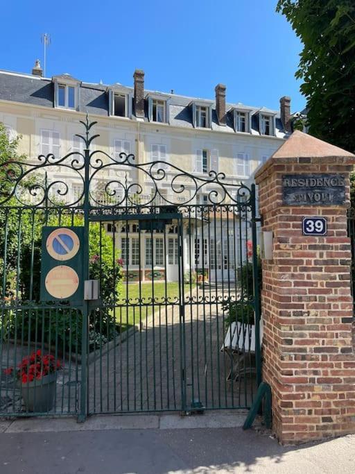 Residence Tivoli, Trouville, 2Min Plage Bagian luar foto